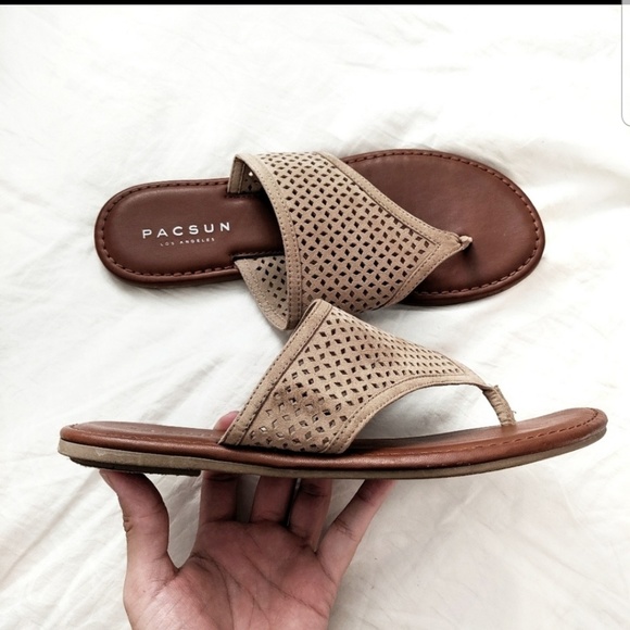 pacsun flip flops